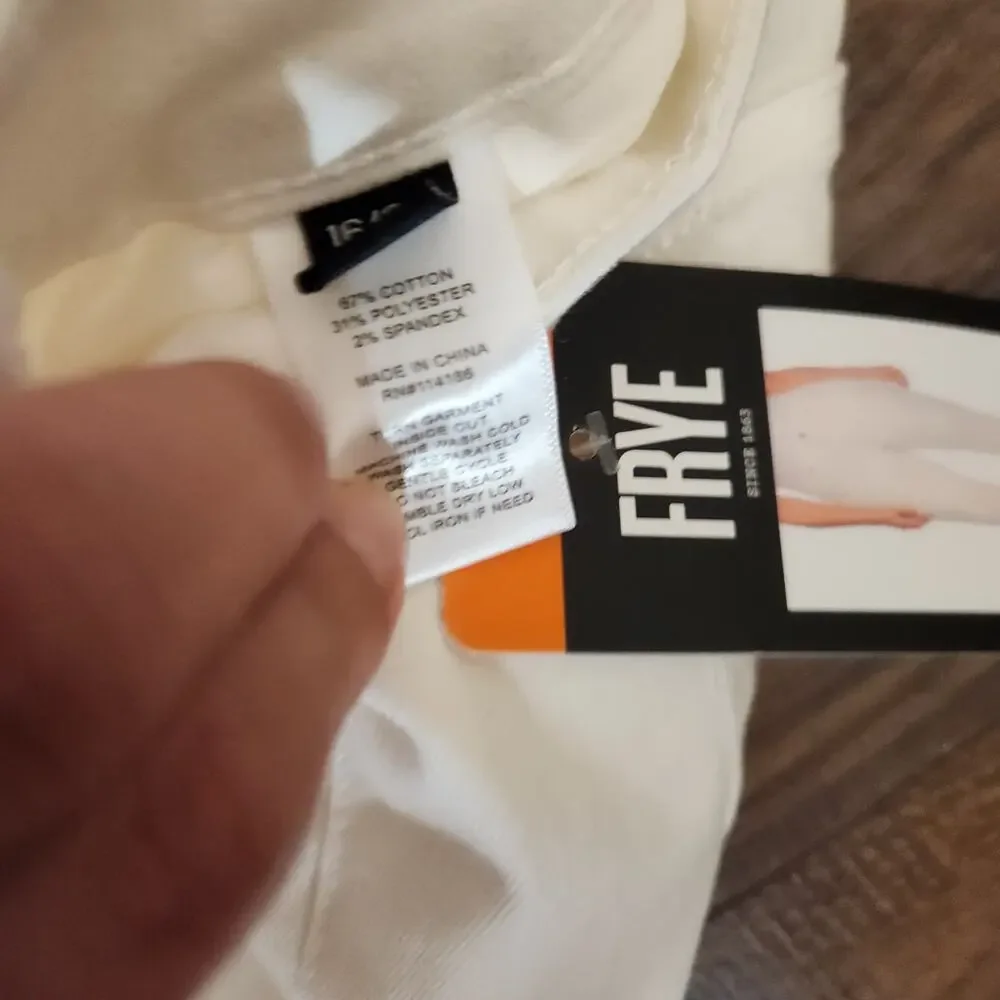 Frye White High-Rise Jeans size 16.